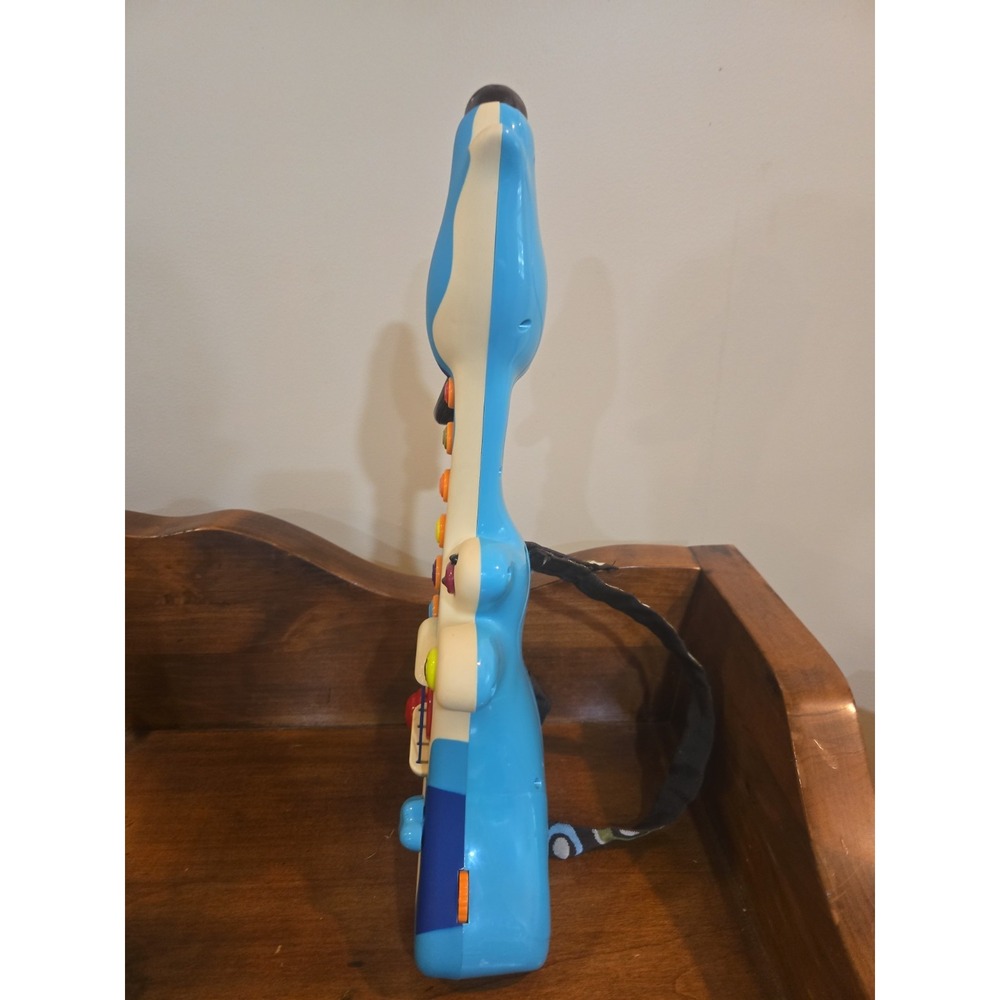 B Toys Electric Guitar Interactive Woofer Hound Dog Musical Instrument Tested VG - Picture 2 of 11